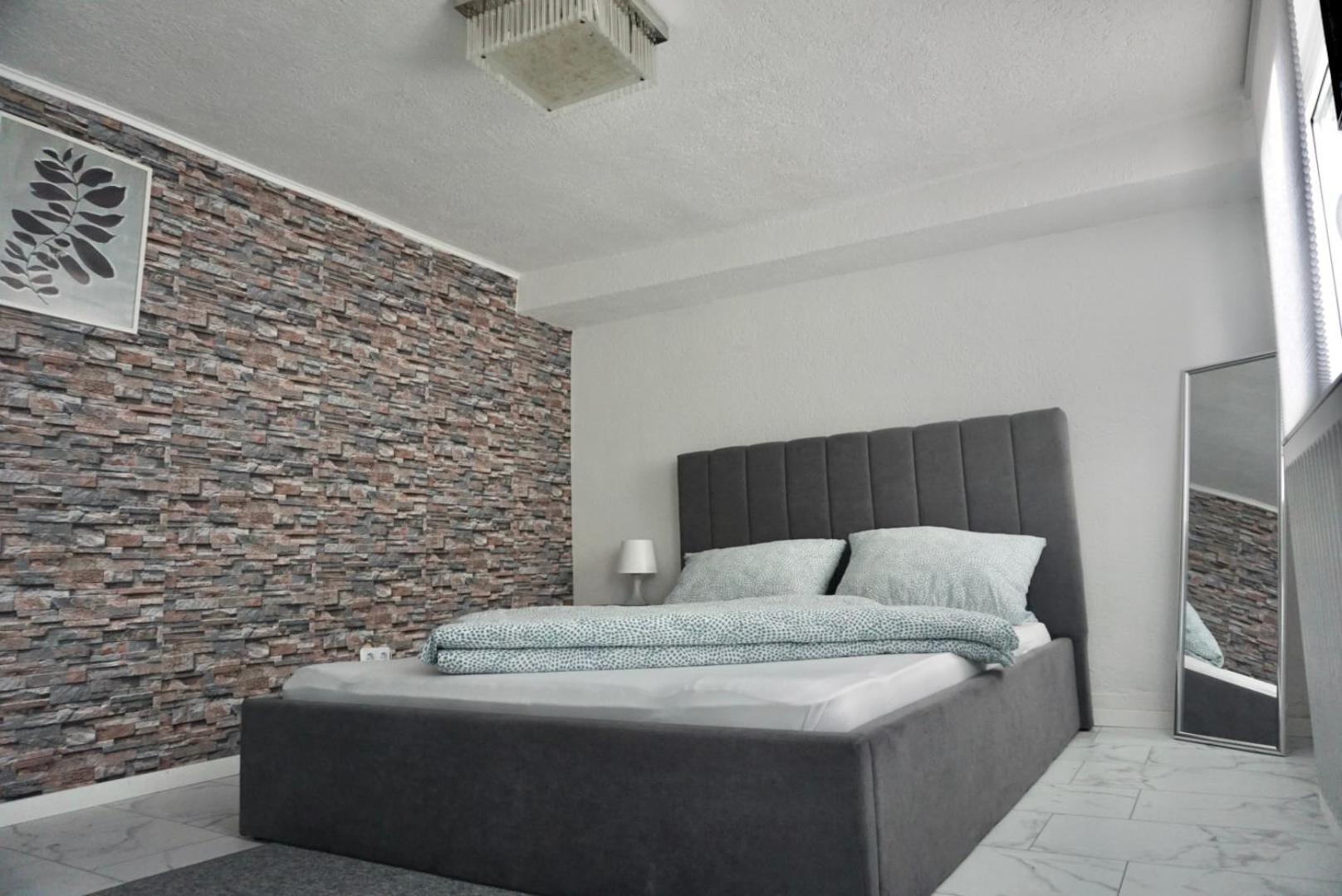 M & E Ferienwohnung バート・メルゲントハイム エクステリア 写真