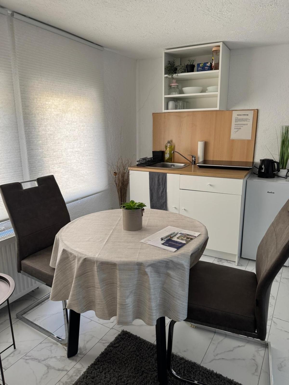 M & E Ferienwohnung バート・メルゲントハイム エクステリア 写真