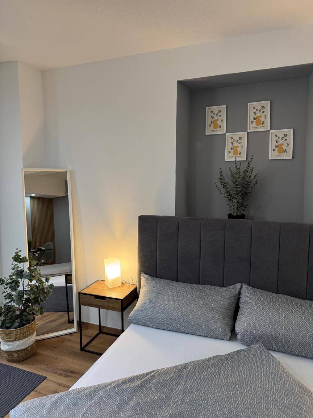 M & E Ferienwohnung バート・メルゲントハイム エクステリア 写真