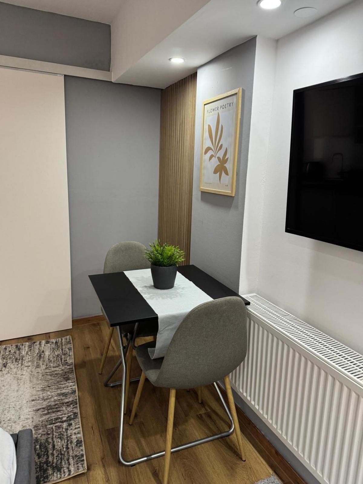 M & E Ferienwohnung バート・メルゲントハイム エクステリア 写真